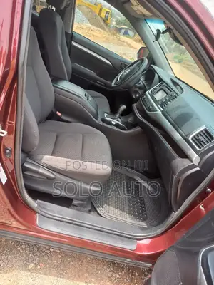 Toyota Highlander LE 4x2 (2.7L 4cyl 6A) 2018 Burgundy