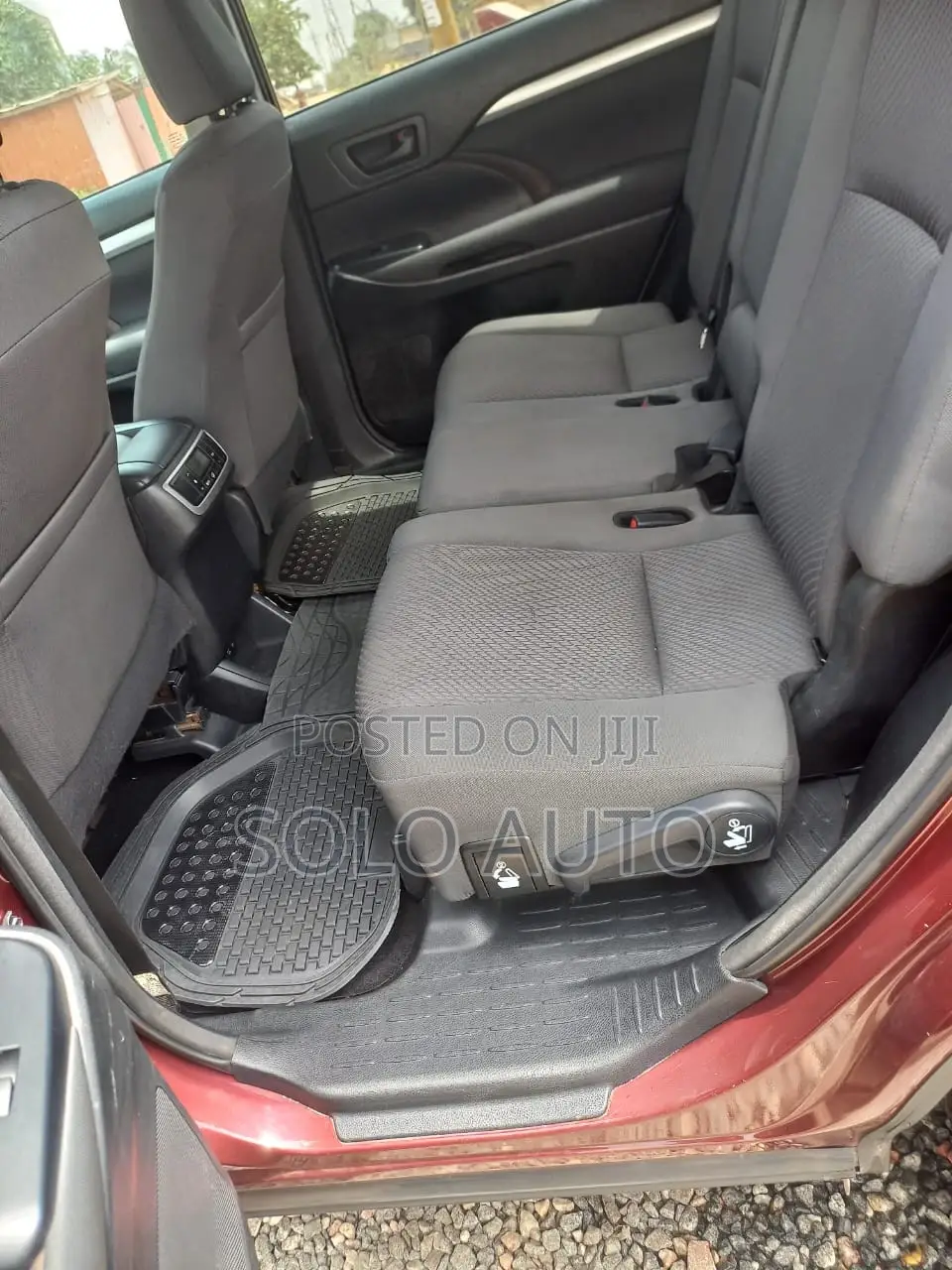 Toyota Highlander LE 4x2 (2.7L 4cyl 6A) 2018 Burgundy