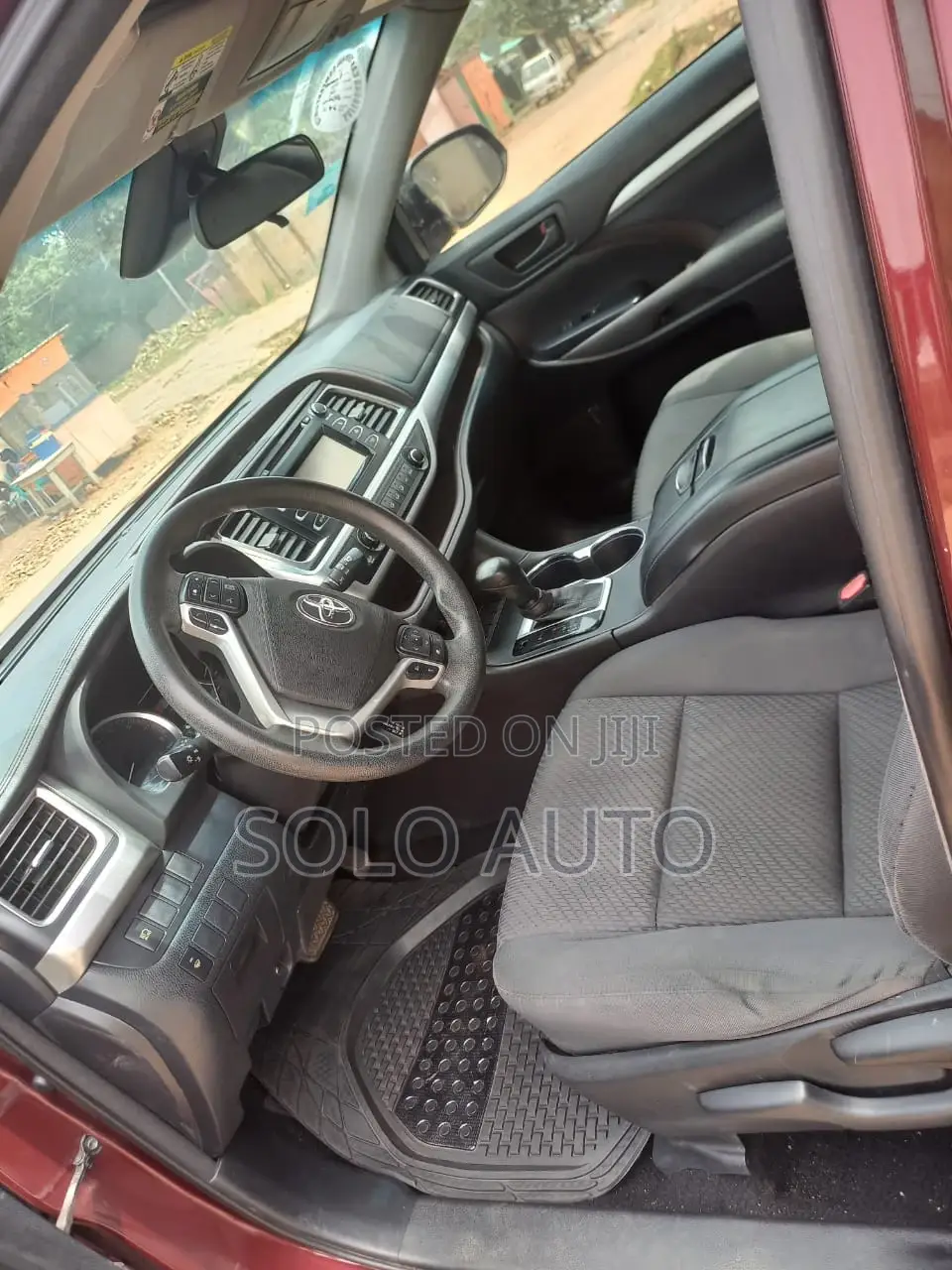 Toyota Highlander LE 4x2 (2.7L 4cyl 6A) 2018 Burgundy