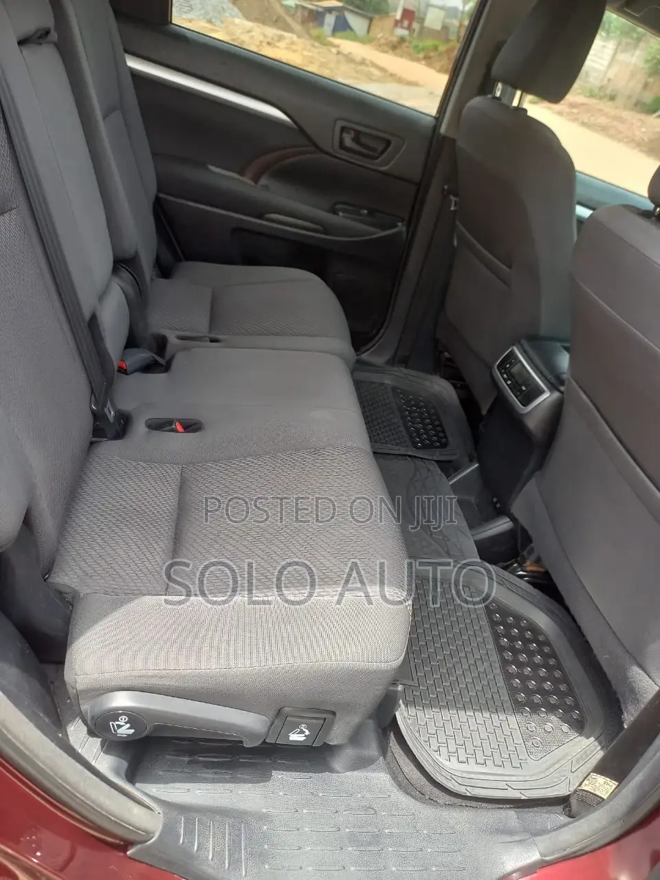 Toyota Highlander LE 4x2 (2.7L 4cyl 6A) 2018 Burgundy
