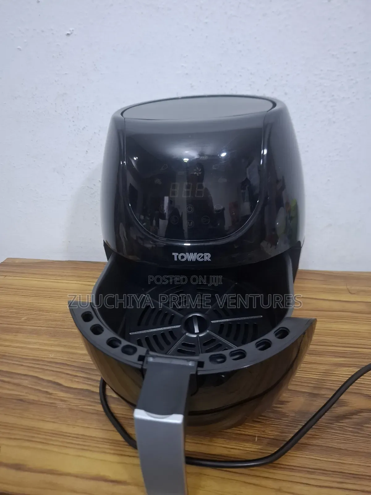 4.L Tower Air Fryer (Digital) From Uk 