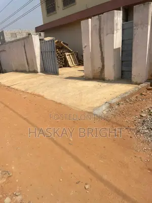 400 Square Meters Warehouse for Rent at Achimota Mile 7