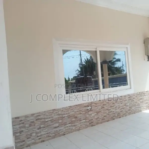 4bdrm House in Airport Residential Area for rent