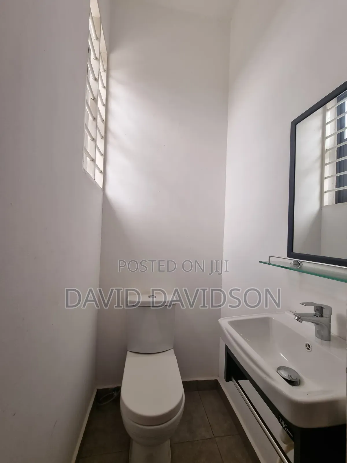 4bdrm House in 4 Bedroom Newly, Tema Metropolitan for sale