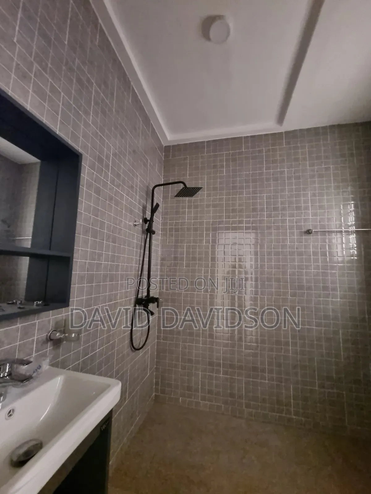 4bdrm House in 4 Bedroom Newly, Tema Metropolitan for sale