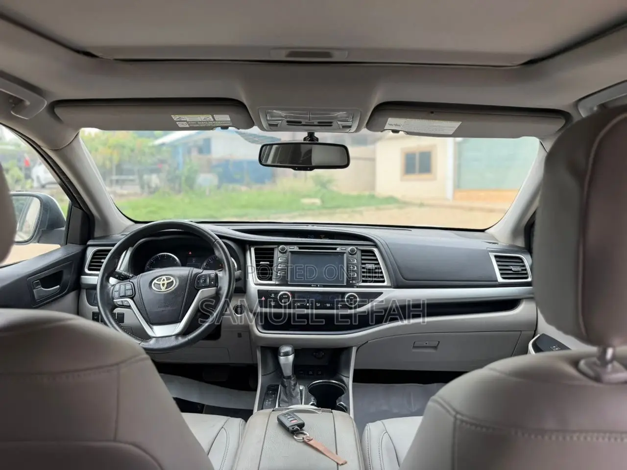 Toyota Highlander XLE 4dr SUV AWD (3.5L 6cyl 6A) 2014 White