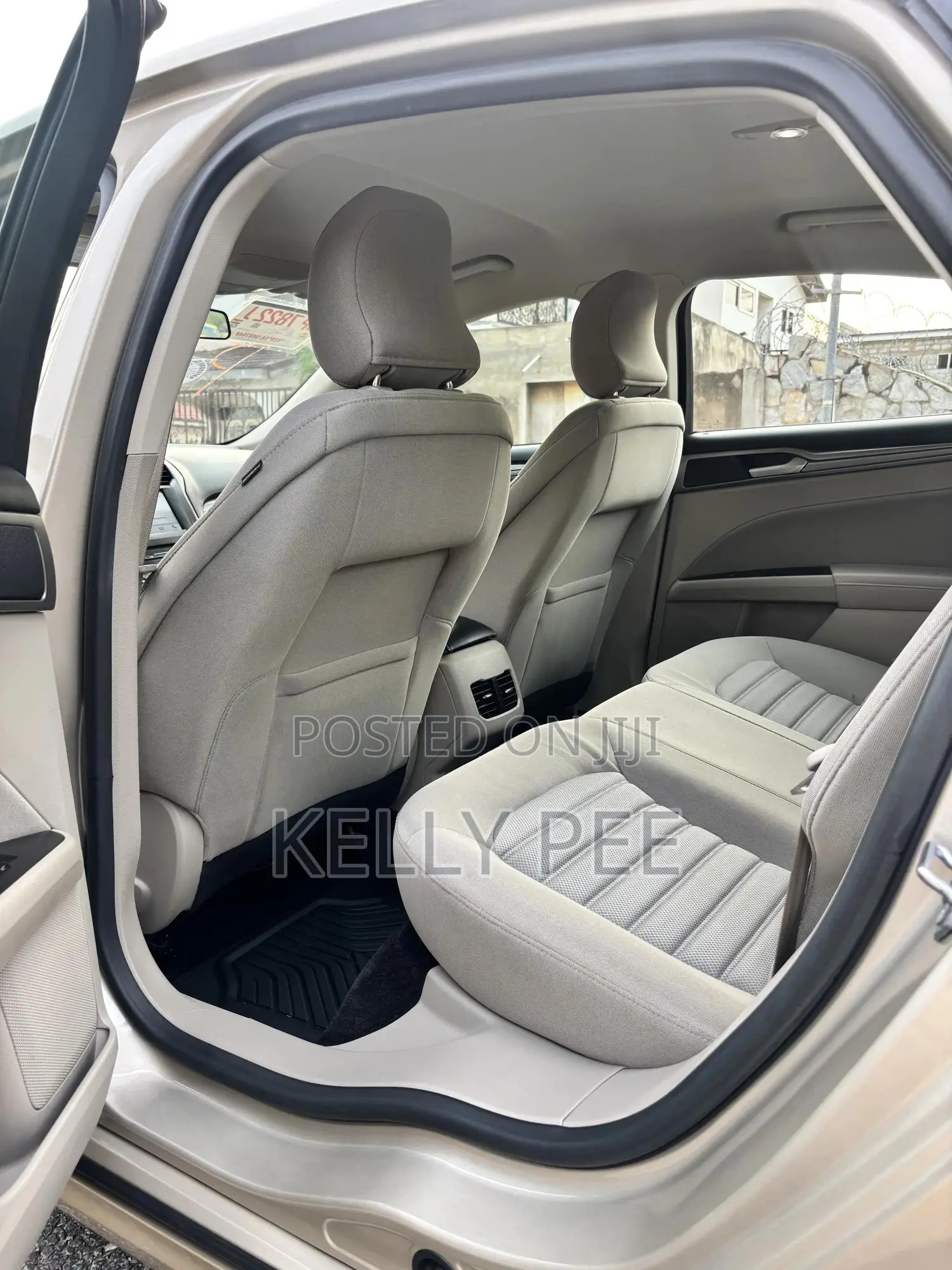 Ford Fusion Titanium AWD 2017 Beige