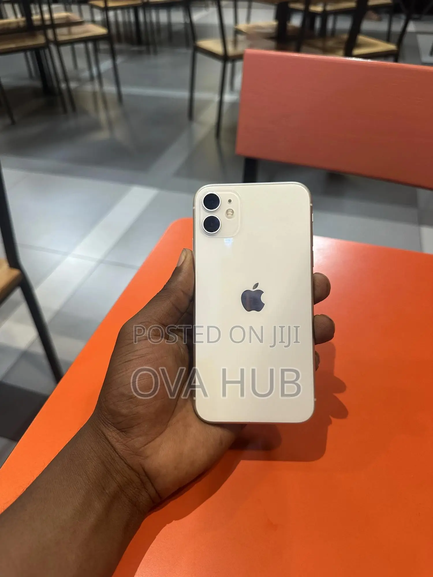 Apple iPhone 11 64 GB White