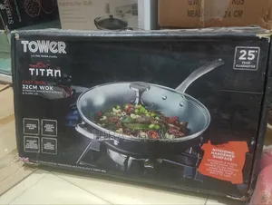 Tower Titan Cast Iron 32cm Wok With Glass Lid