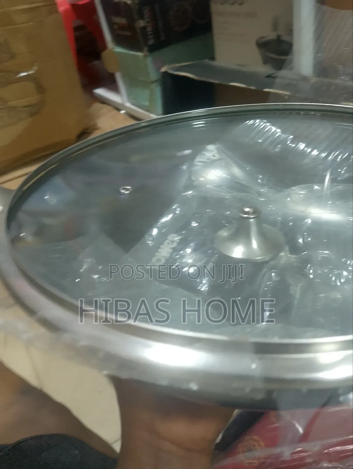 Tower Titan Cast Iron 32cm Wok With Glass Lid