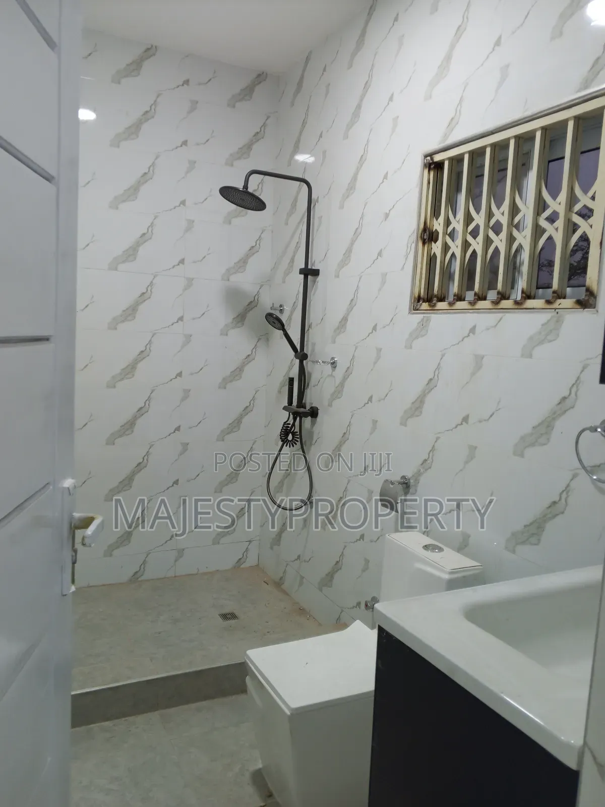 3bdrm House in Spintex for sale