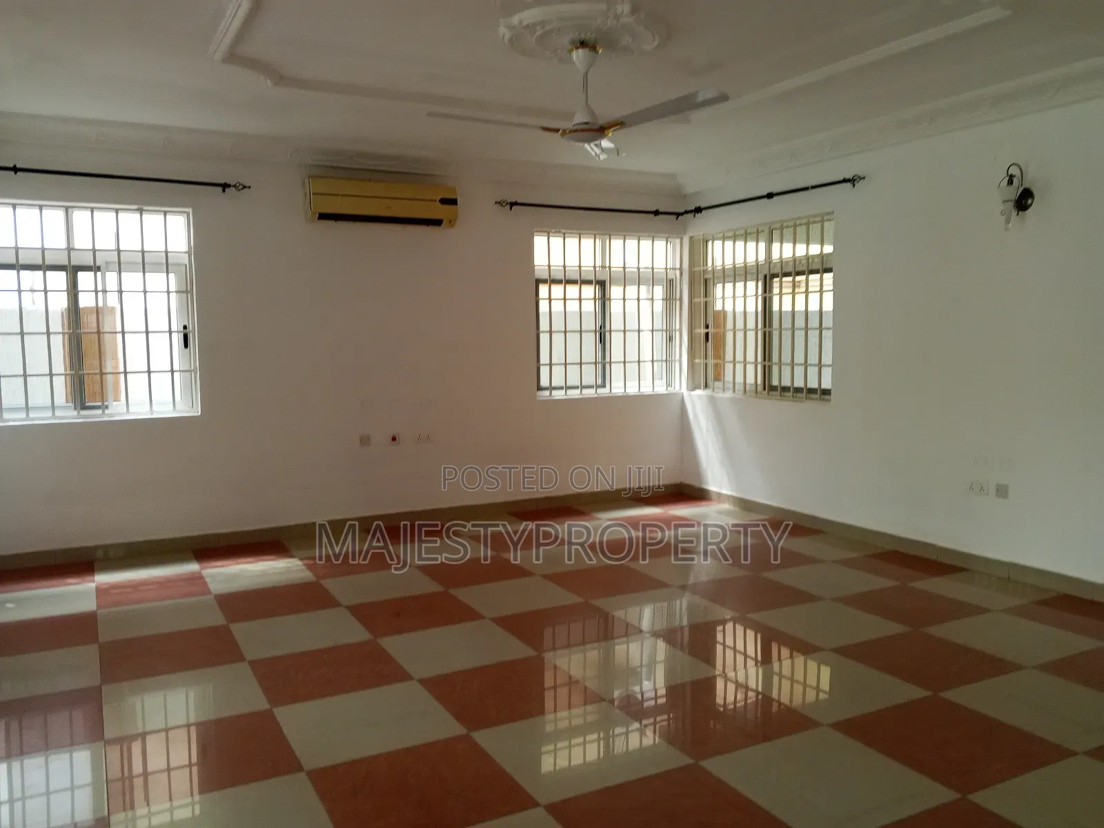 4bdrm Duplex in Airport Residential, Spintex for rent