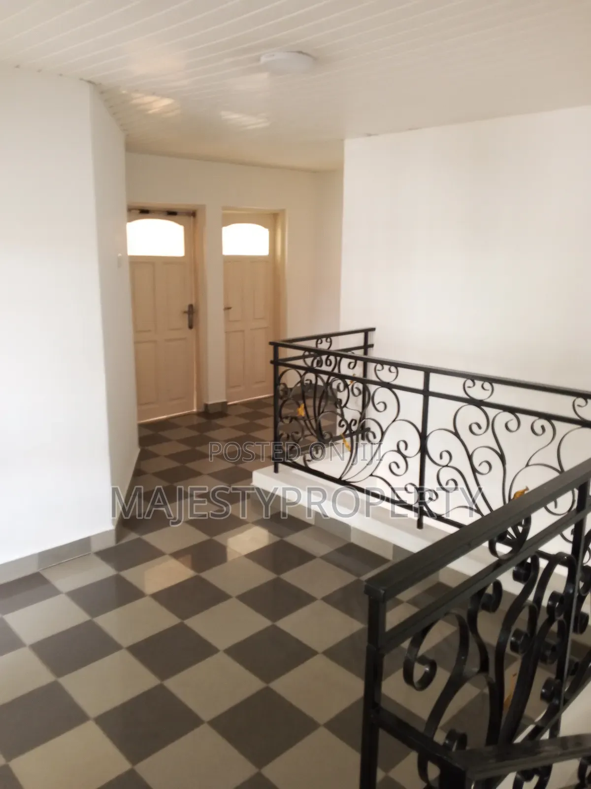 4bdrm Duplex in Airport Residential, Spintex for rent