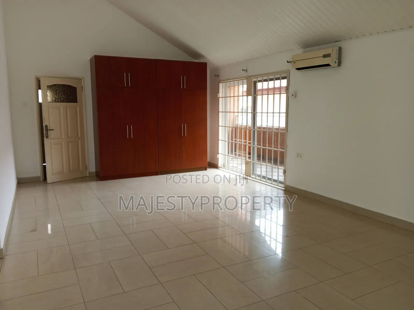 4bdrm Duplex in Airport Residential, Spintex for rent