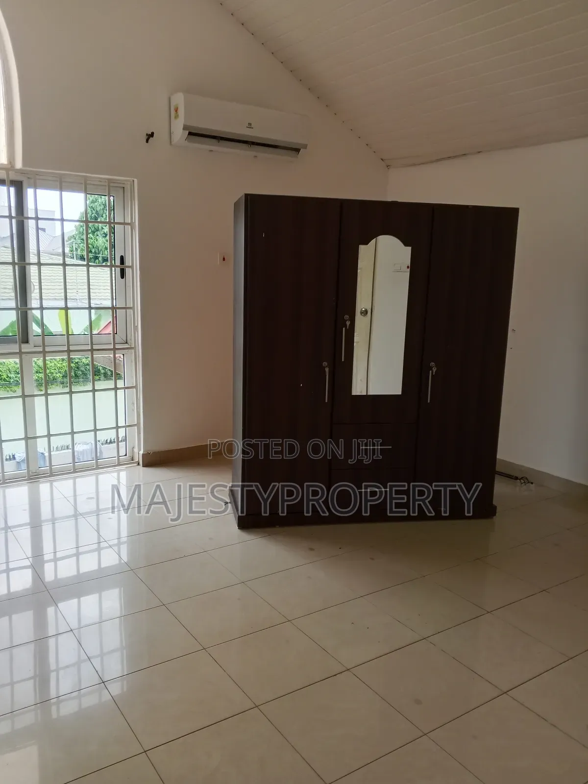 4bdrm Duplex in Airport Residential, Spintex for rent