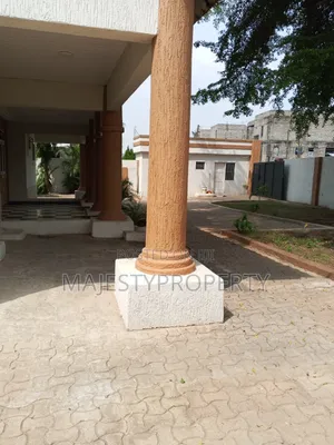 4bdrm Duplex in Airport Residential, Spintex for rent