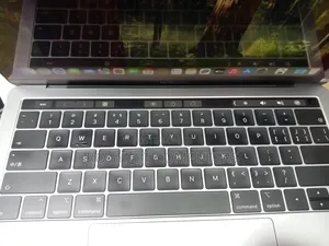 Laptop Apple MacBook Pro 2019 8GB Intel Core i5 SSD 256GB