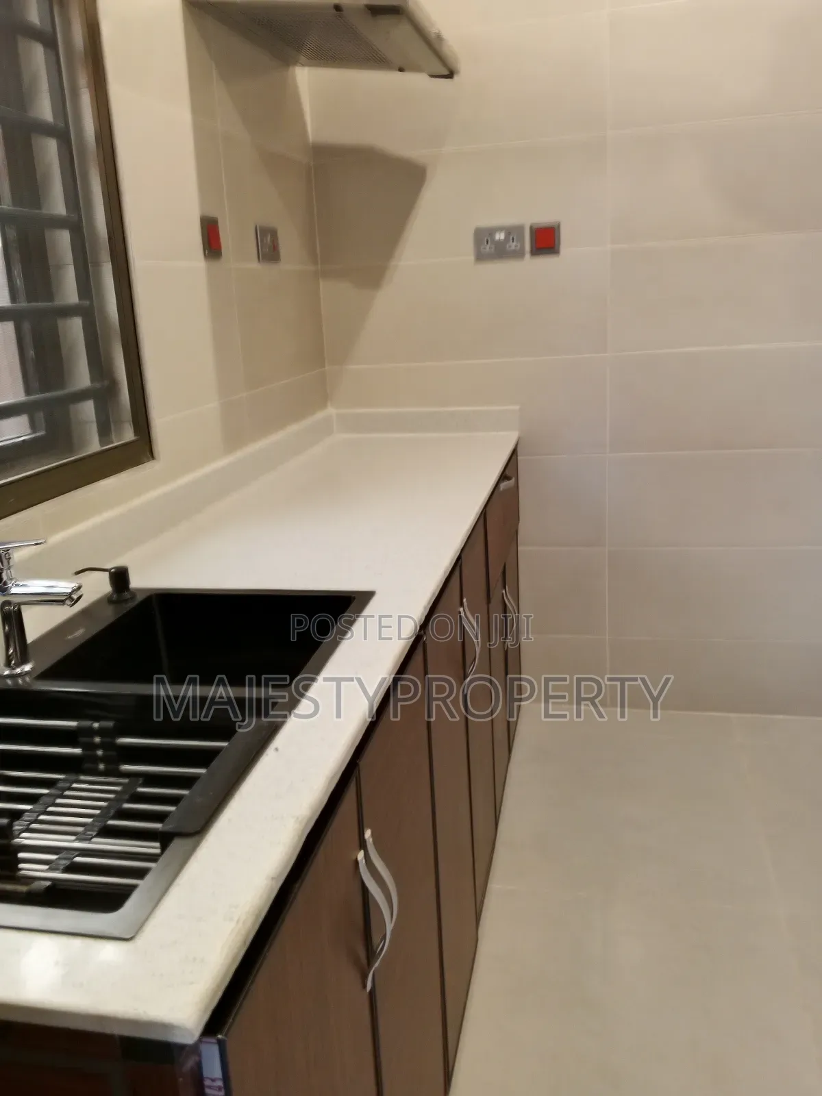 2bdrm Apartment in Costa, Spintex for rent