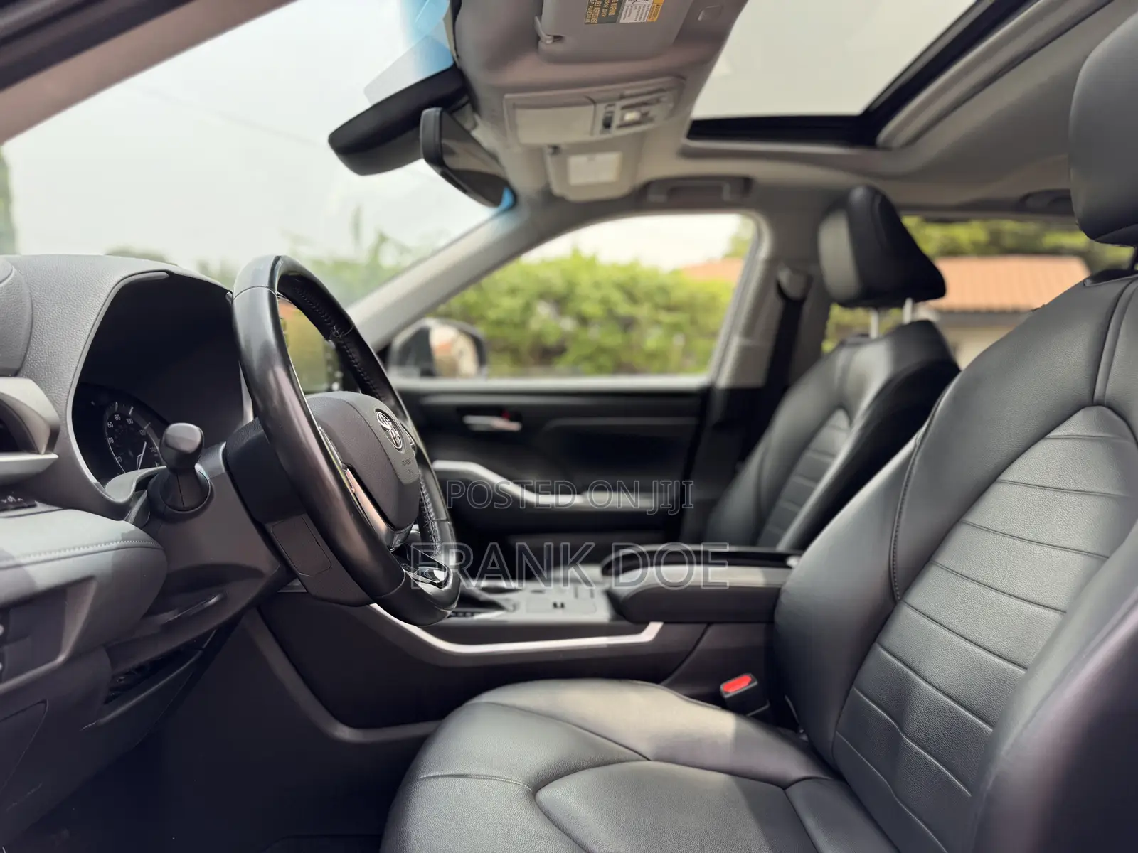 Toyota Highlander XLE 2022 Black