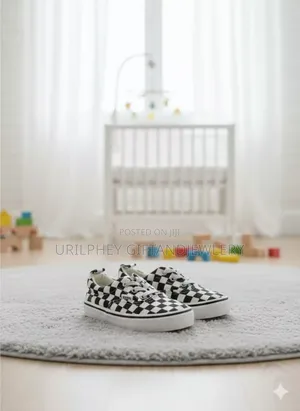 Vans Kid Shoes Size 24 26