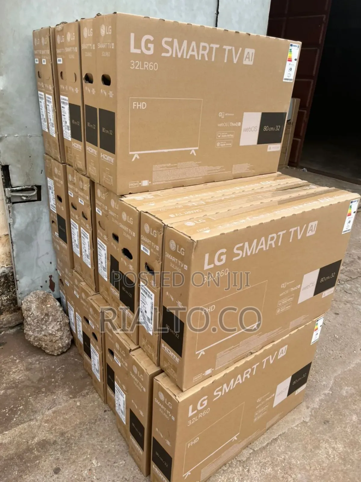 Lg 32" Smart Tv (2025) Lr600 Class Hd Hdr10 Series Webos 23
