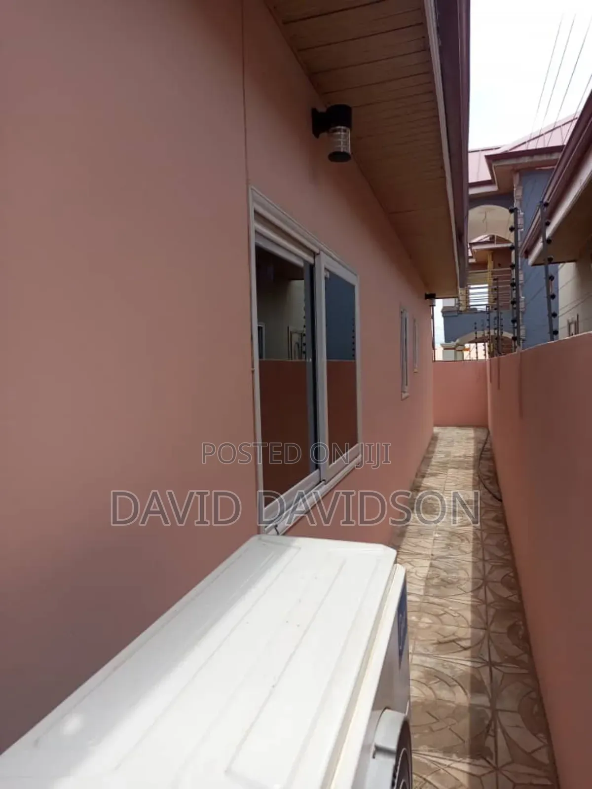 3bdrm House in 3 Bedroom House, Tema Metropolitan for sale