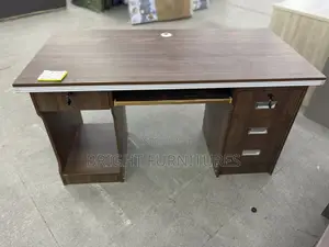 Affordable and Quality Office Table