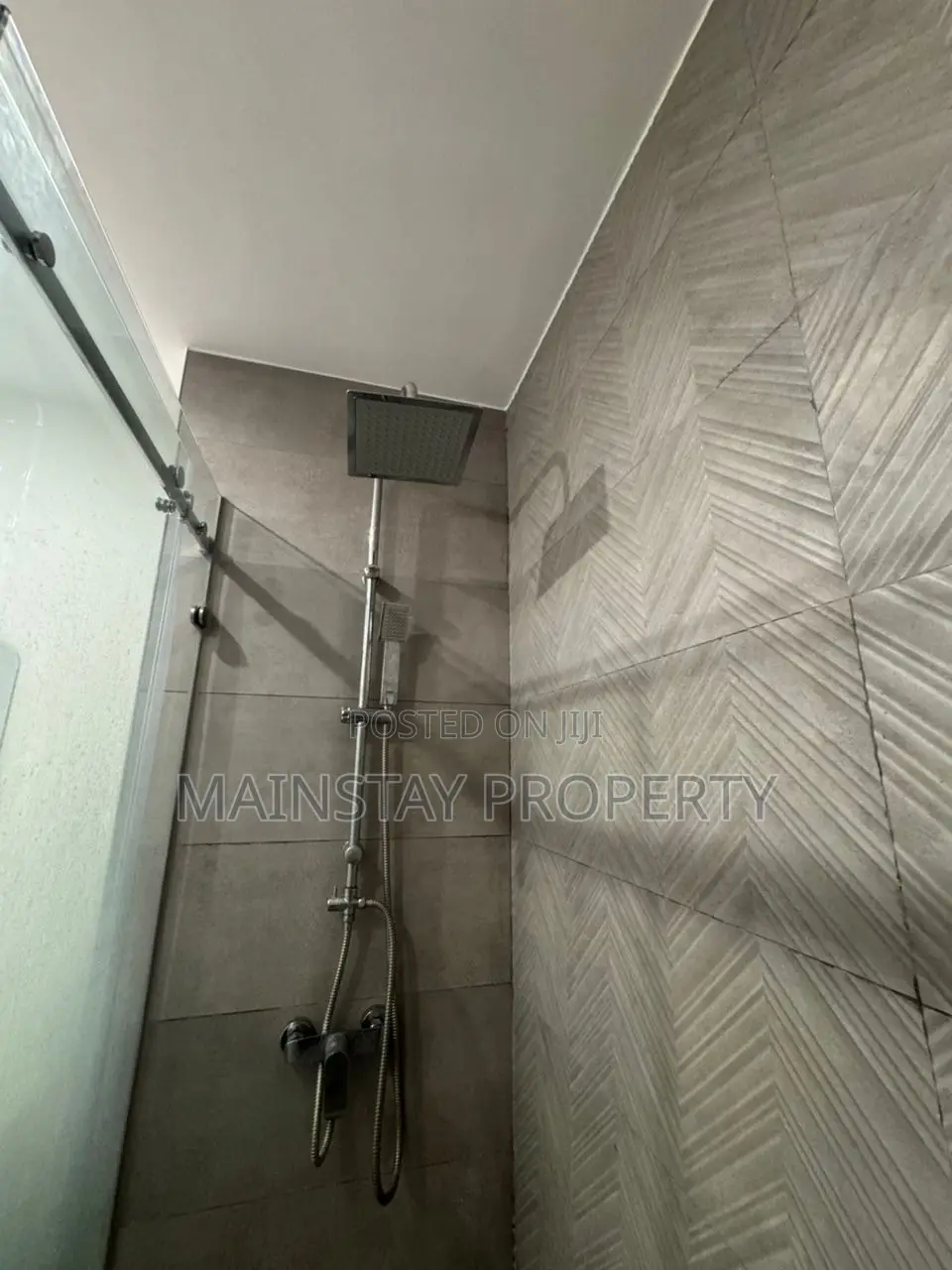 1bdrm Apartment in Mainstay Estates, Airport Residential Area for rent