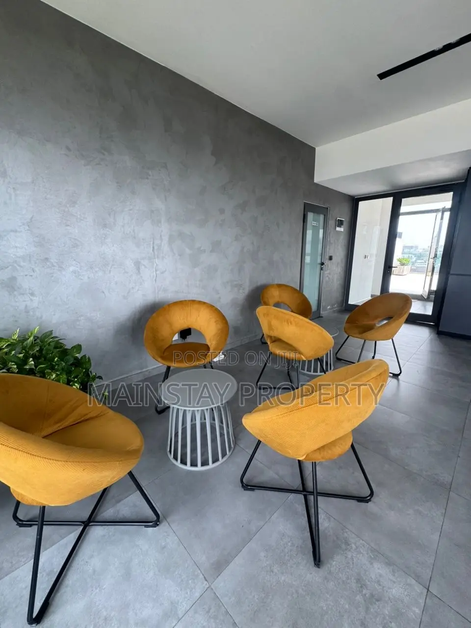1bdrm Apartment in Mainstay Estates, Airport Residential Area for rent