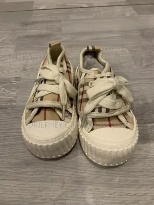 Burberry Kids Sneakers Size 25