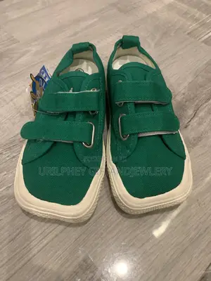 Emerald Green Canvas Retro Sneakers – Square Toe