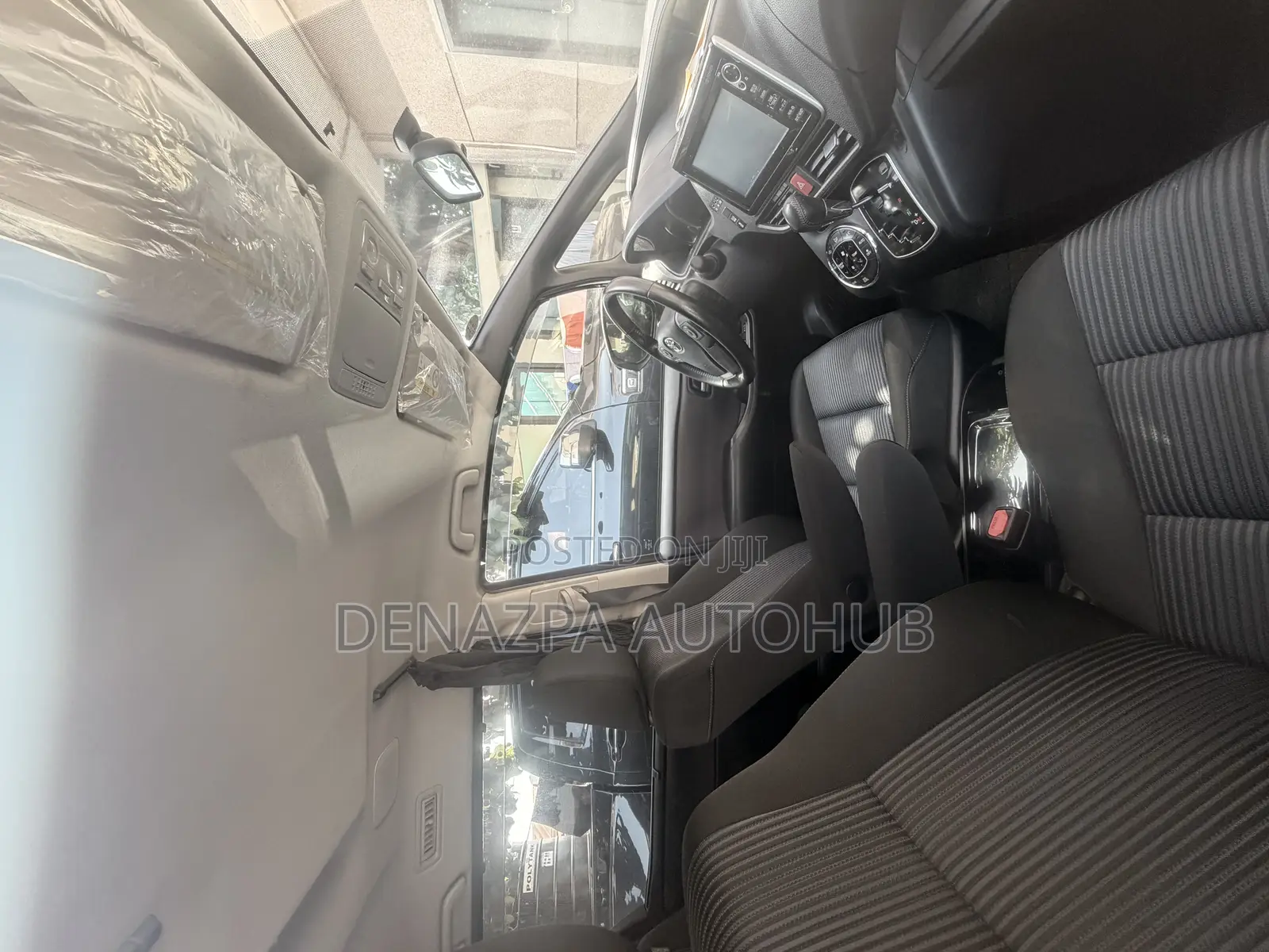 Toyota Voxy SV Premium 2014 Black