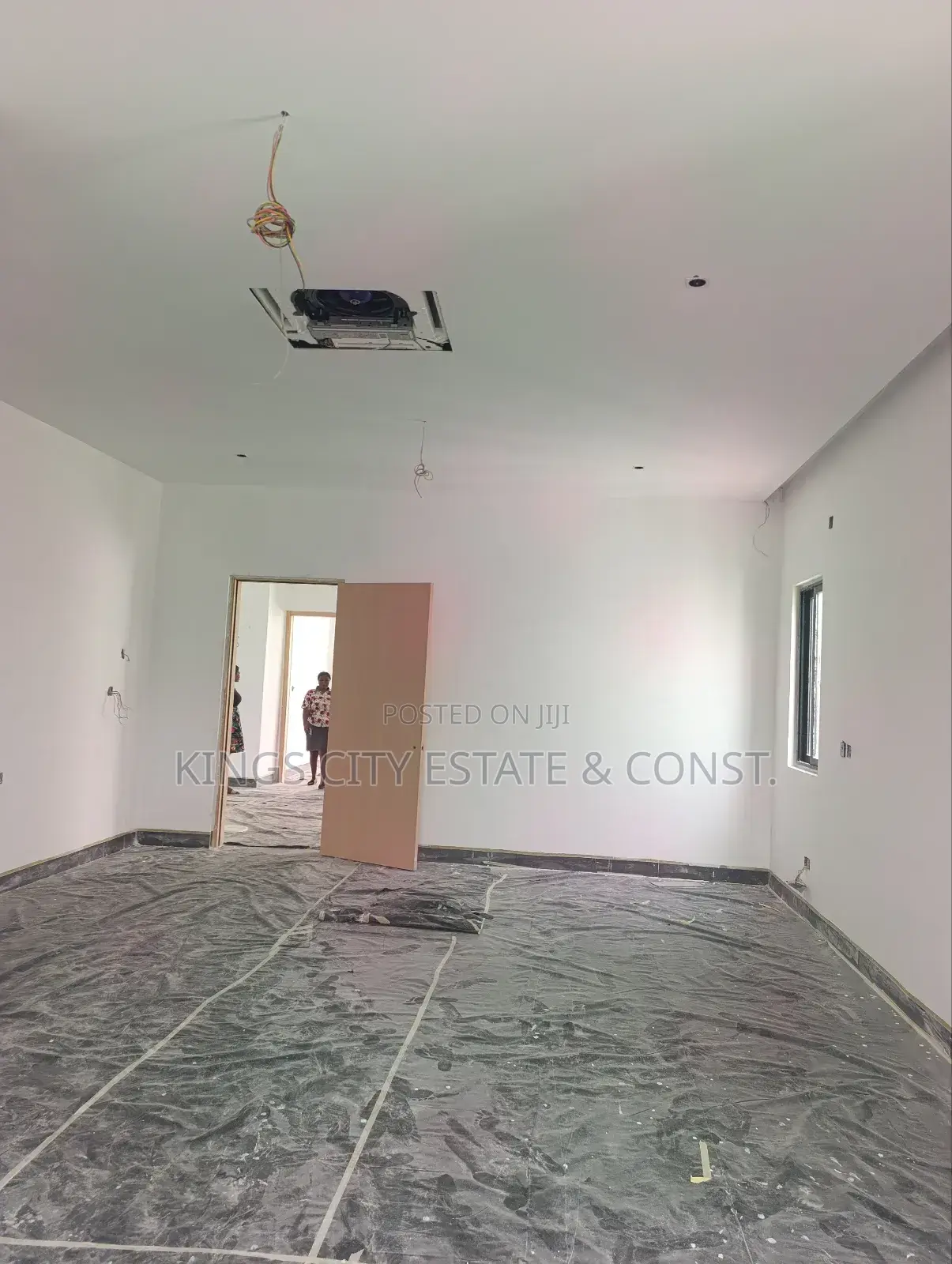 Furnished 6bdrm House in Roundabout, Tantra Hills for sale