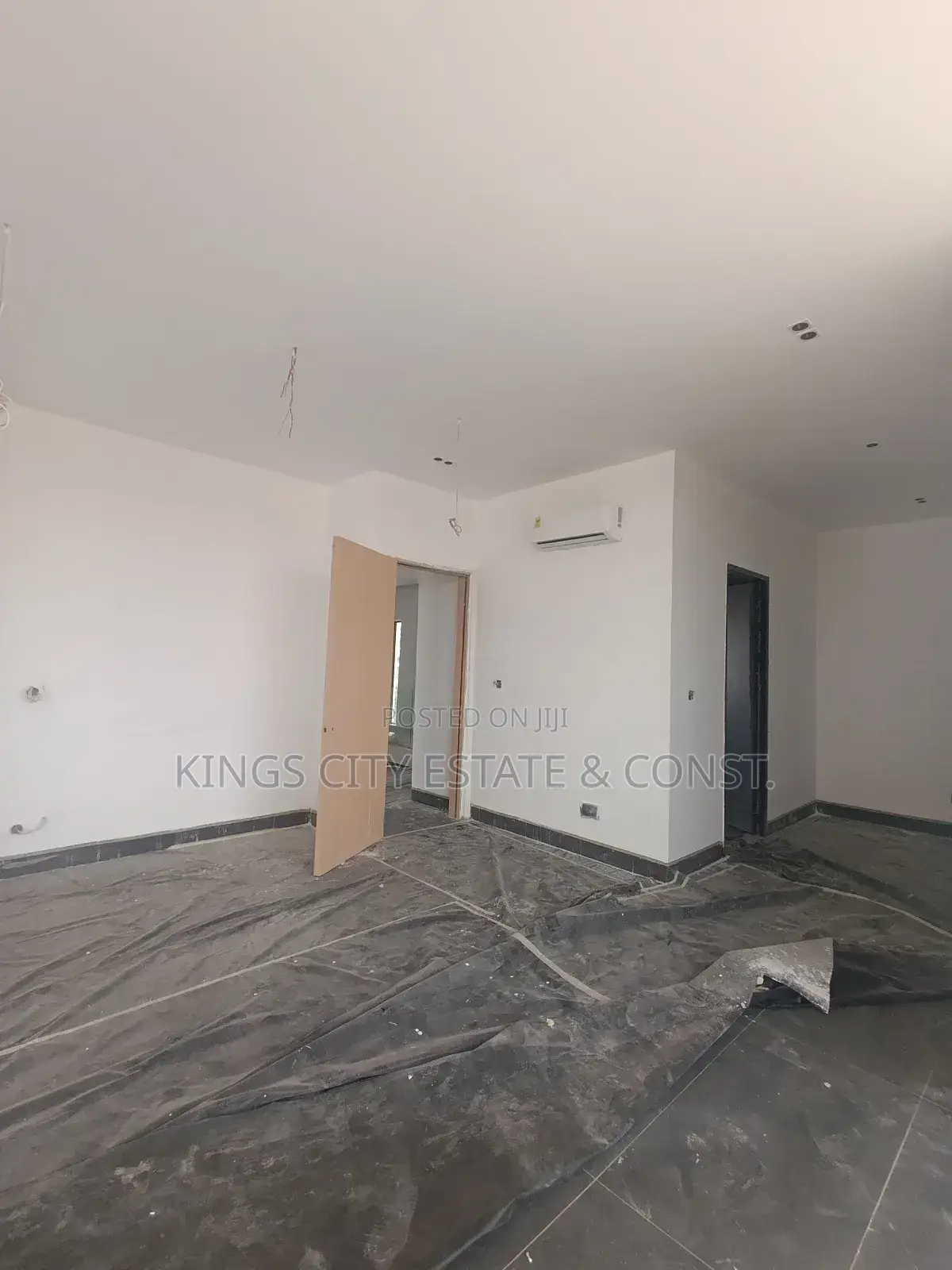Furnished 6bdrm House in Roundabout, Tantra Hills for sale