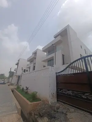 Furnished 5bdrm Mansion in Tantra Rd, Achimota for sale