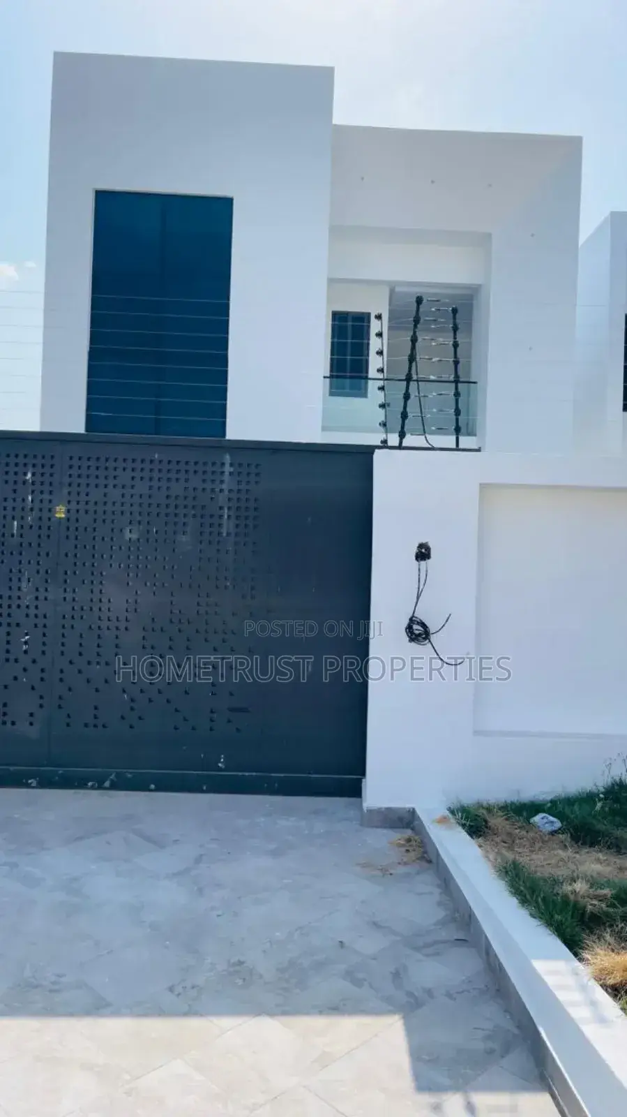 4bdrm Duplex in Hometrust Properties, Abelemkpe for sale