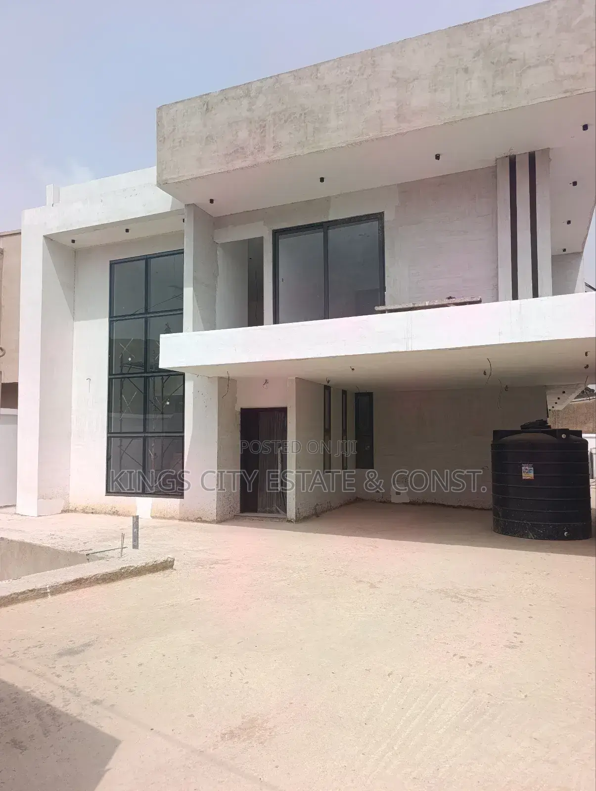 Furnished 4bdrm House in Food-Yard, Ashomang Estate for sale