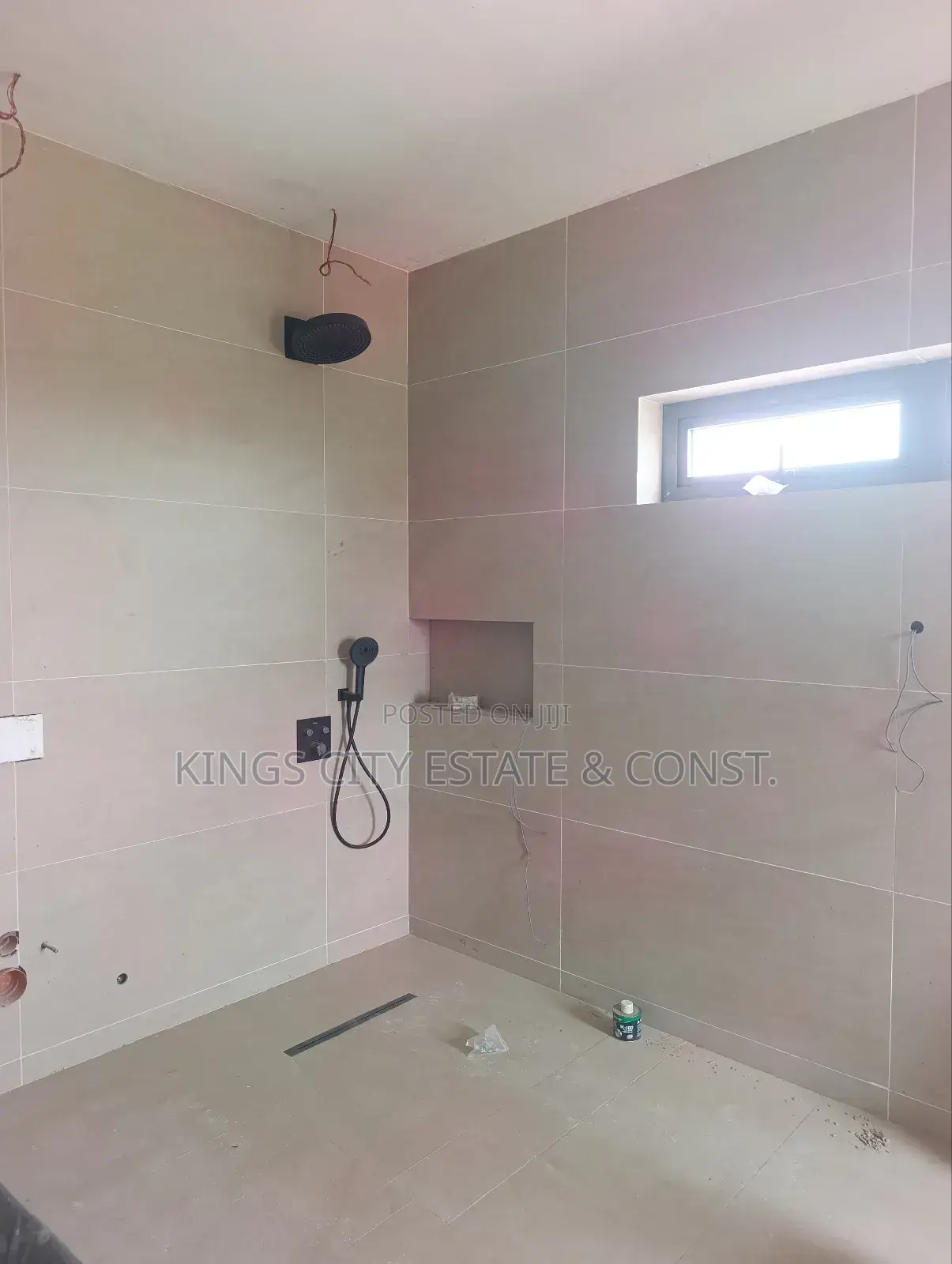 Furnished 4bdrm House in Food-Yard, Ashomang Estate for sale
