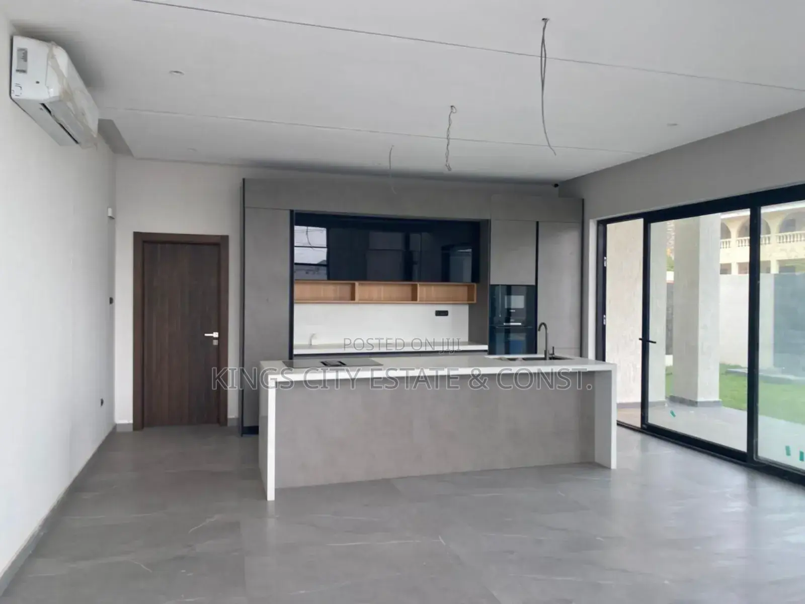 Furnished 4bdrm House in Food-Yard, Ashomang Estate for sale