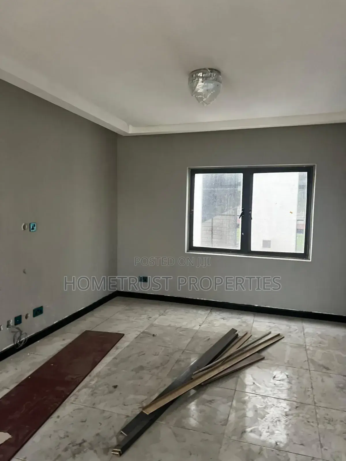 4bdrm Duplex in Hometrust Properties, Tesano for sale