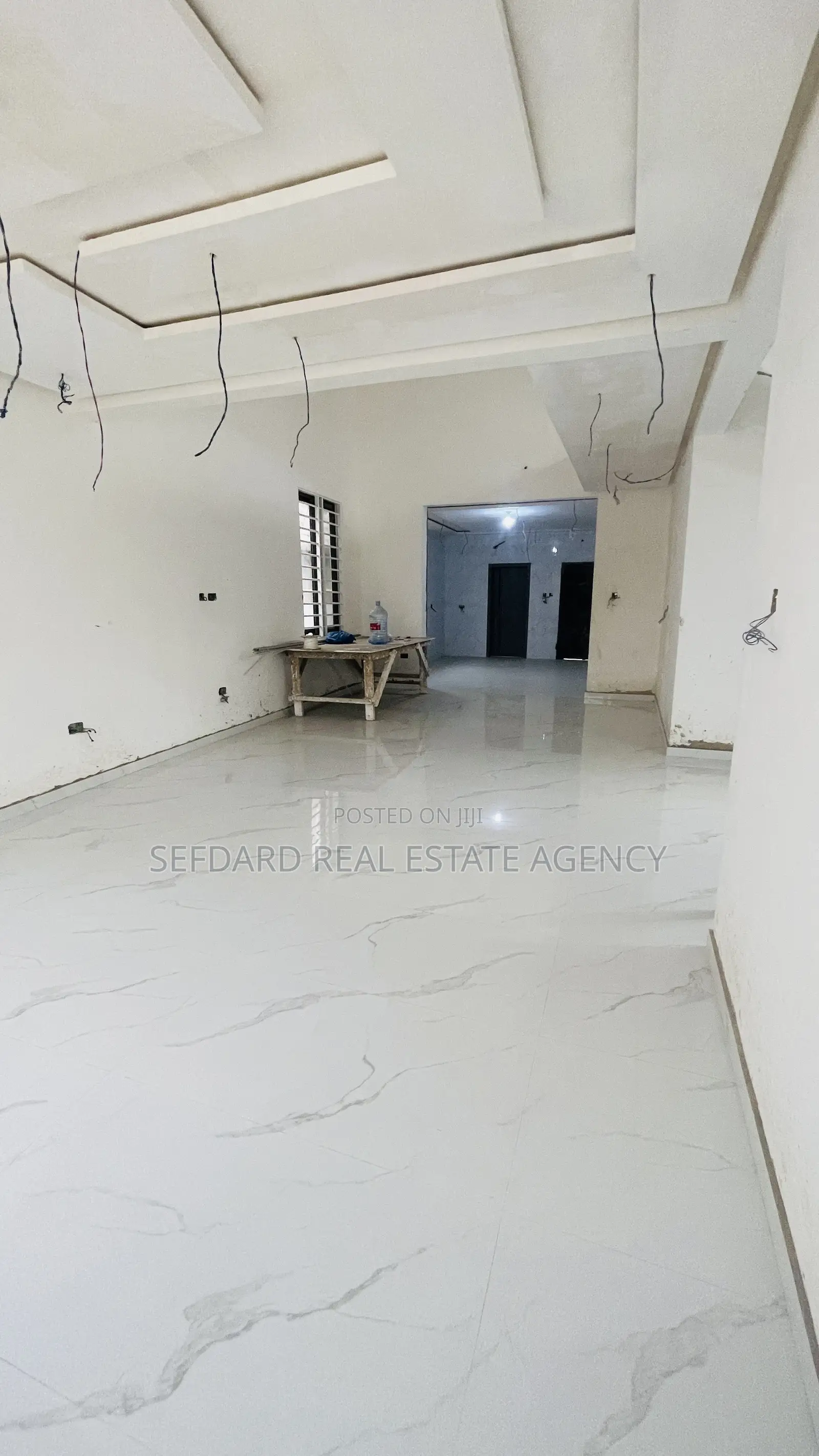 4bdrm Duplex in Ofankor for sale