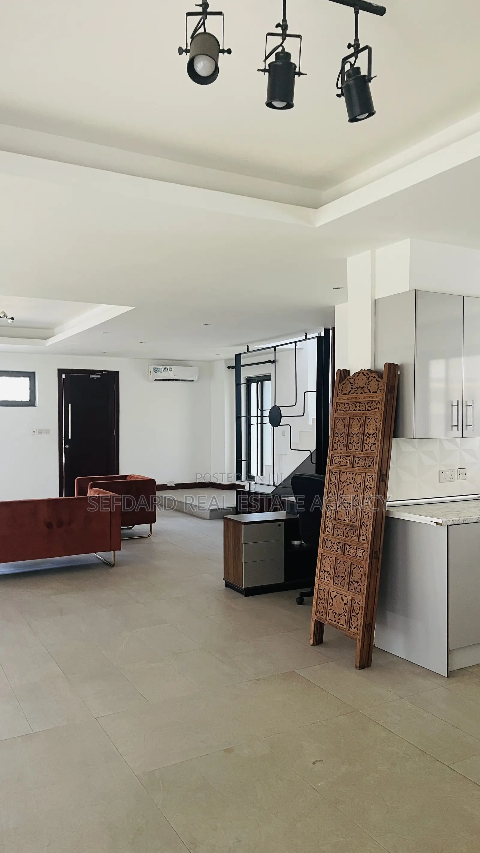 4bdrm Duplex in Abelemkpe for rent