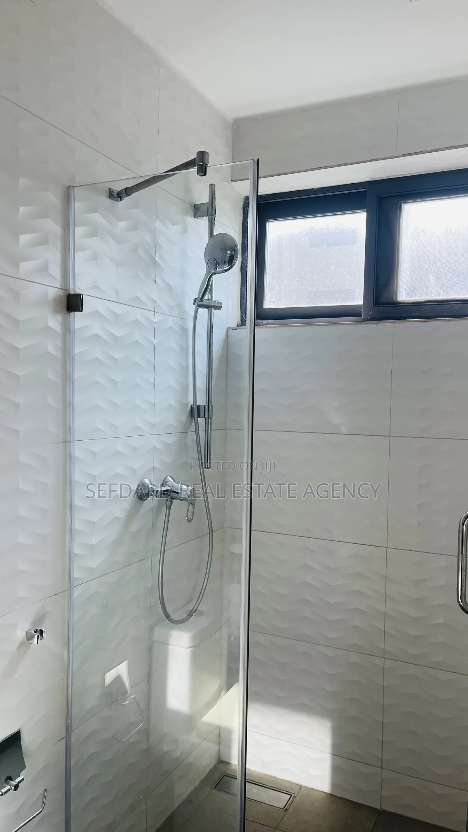 4bdrm Duplex in Abelemkpe for rent
