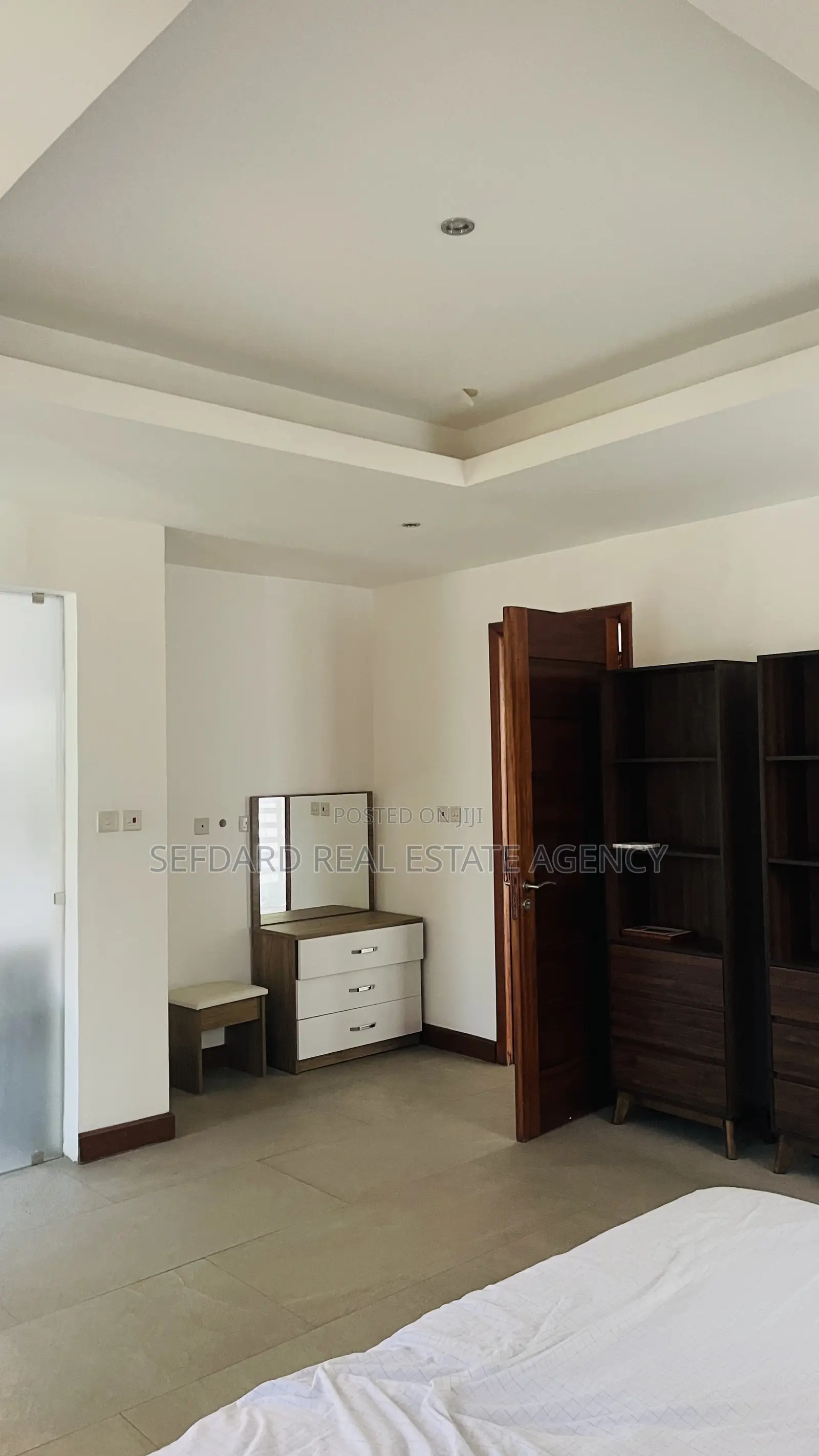 4bdrm Duplex in Abelemkpe for rent