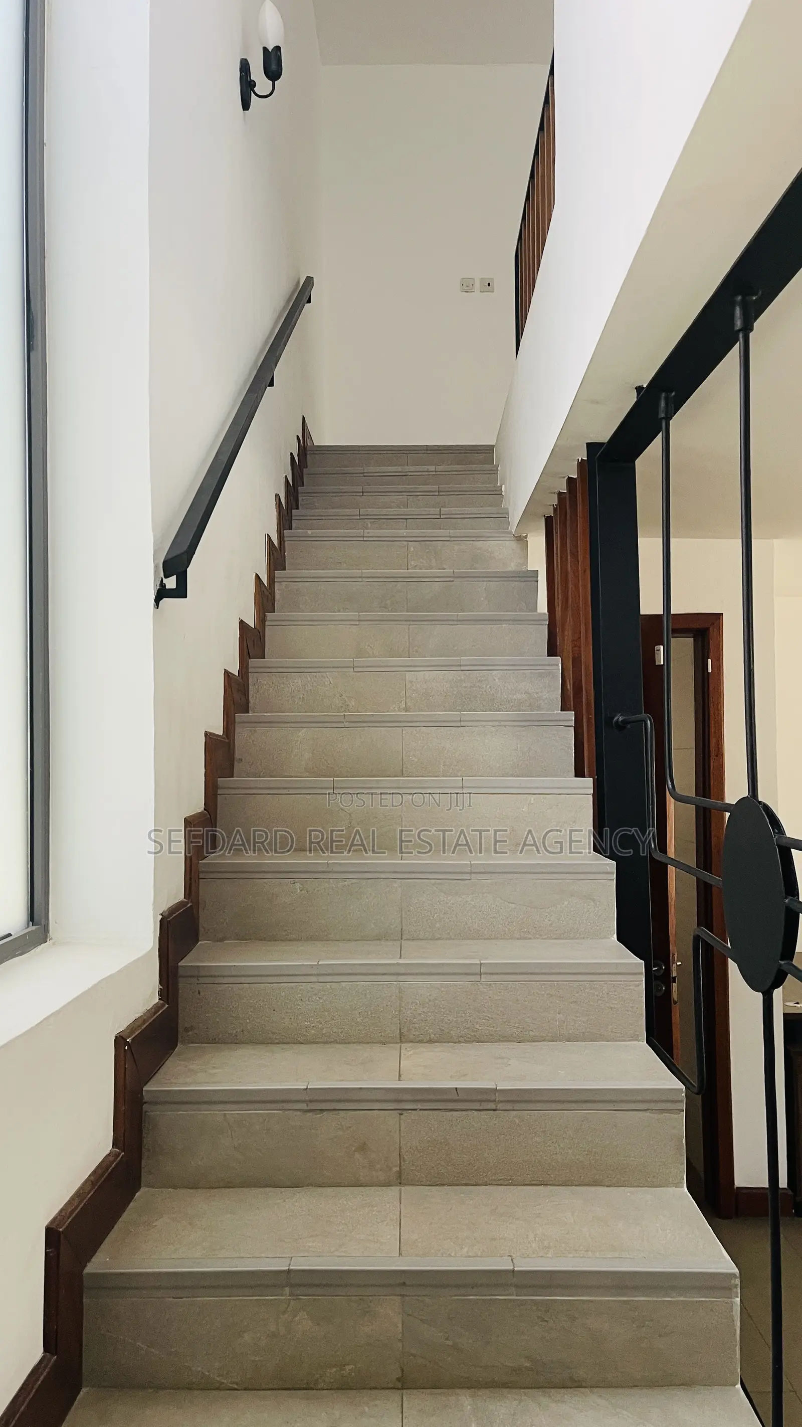 4bdrm Duplex in Abelemkpe for rent
