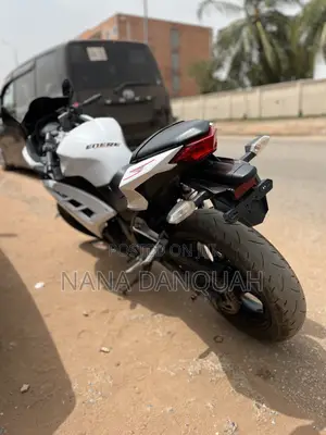 Kawasaki Ninja 650 2012 White