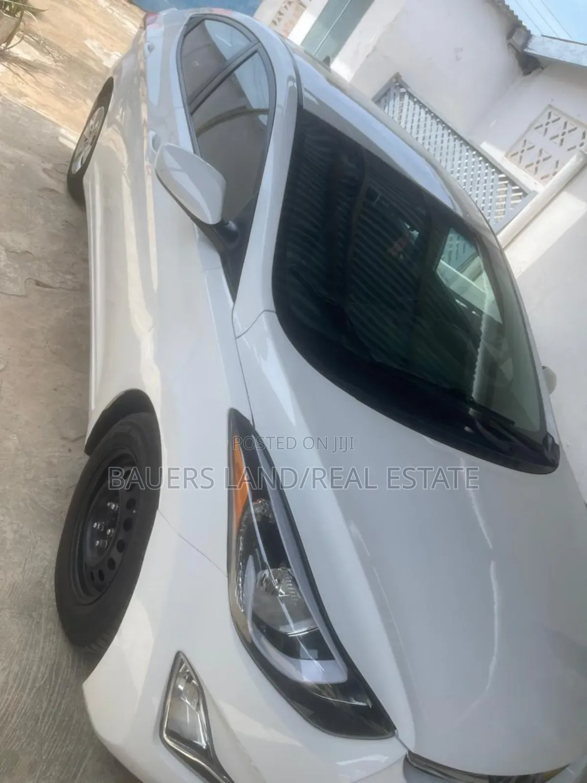 Hyundai Elantra 2016 White