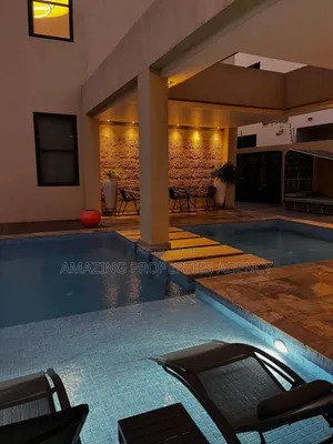 5bdrm House in East Airport for sale