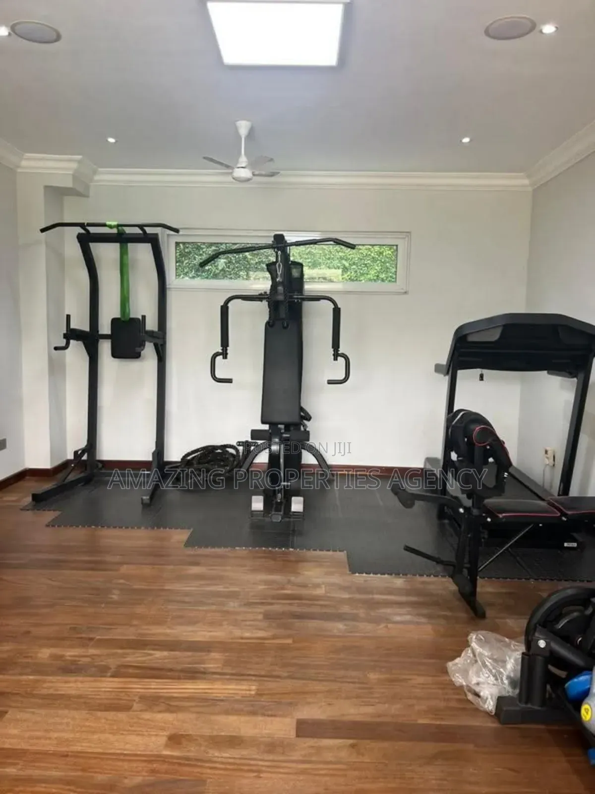 5bdrm House in Airport Hills for sale