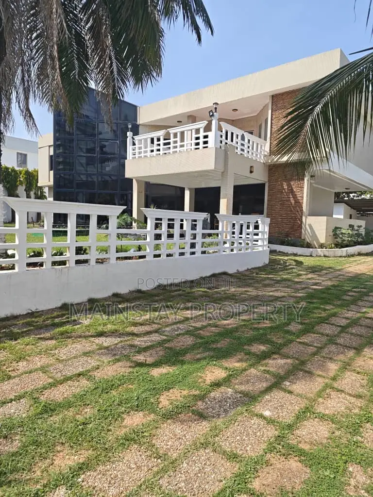 5bdrm House in Mainstay Estates, Airport Residential Area for sale
